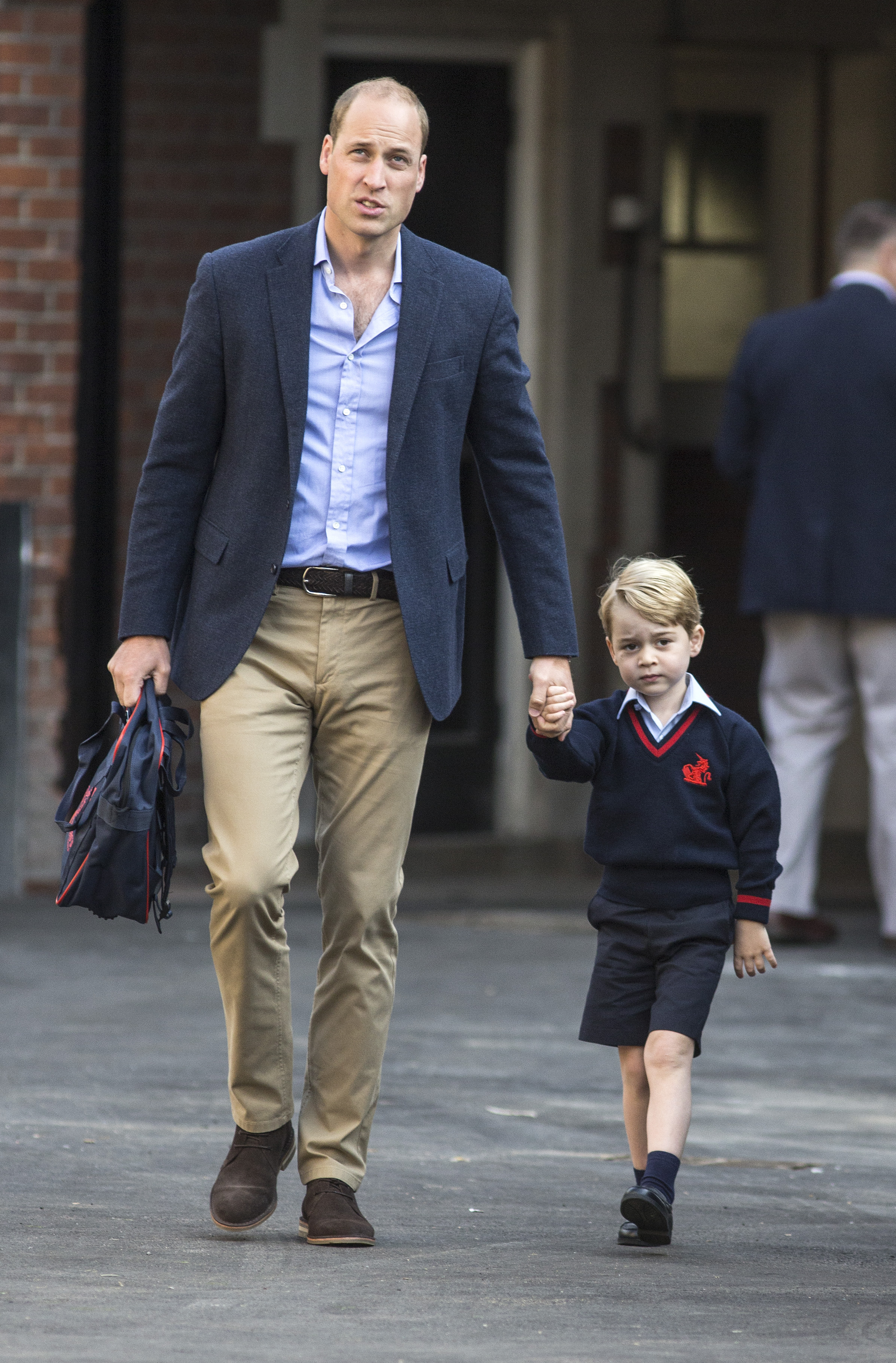 FOTO| Prințul George a început școala