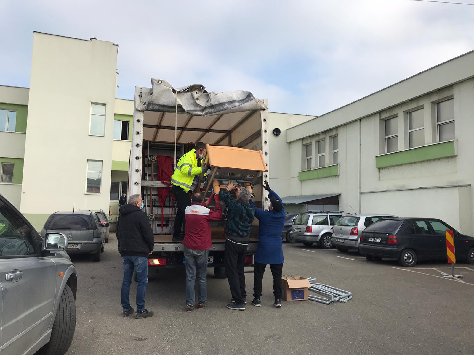 13 paturi de la un azil de bătrâni din Austria au ajuns la bolnavii de Covid din Timișoara. ”Sunt vechi, dar sunt foarte bune”