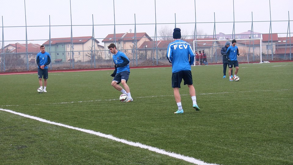 Hagi pregătește intens meciul cu Rapid, pentru a nu intra în hora retrogradării / FOTO&VIDEO