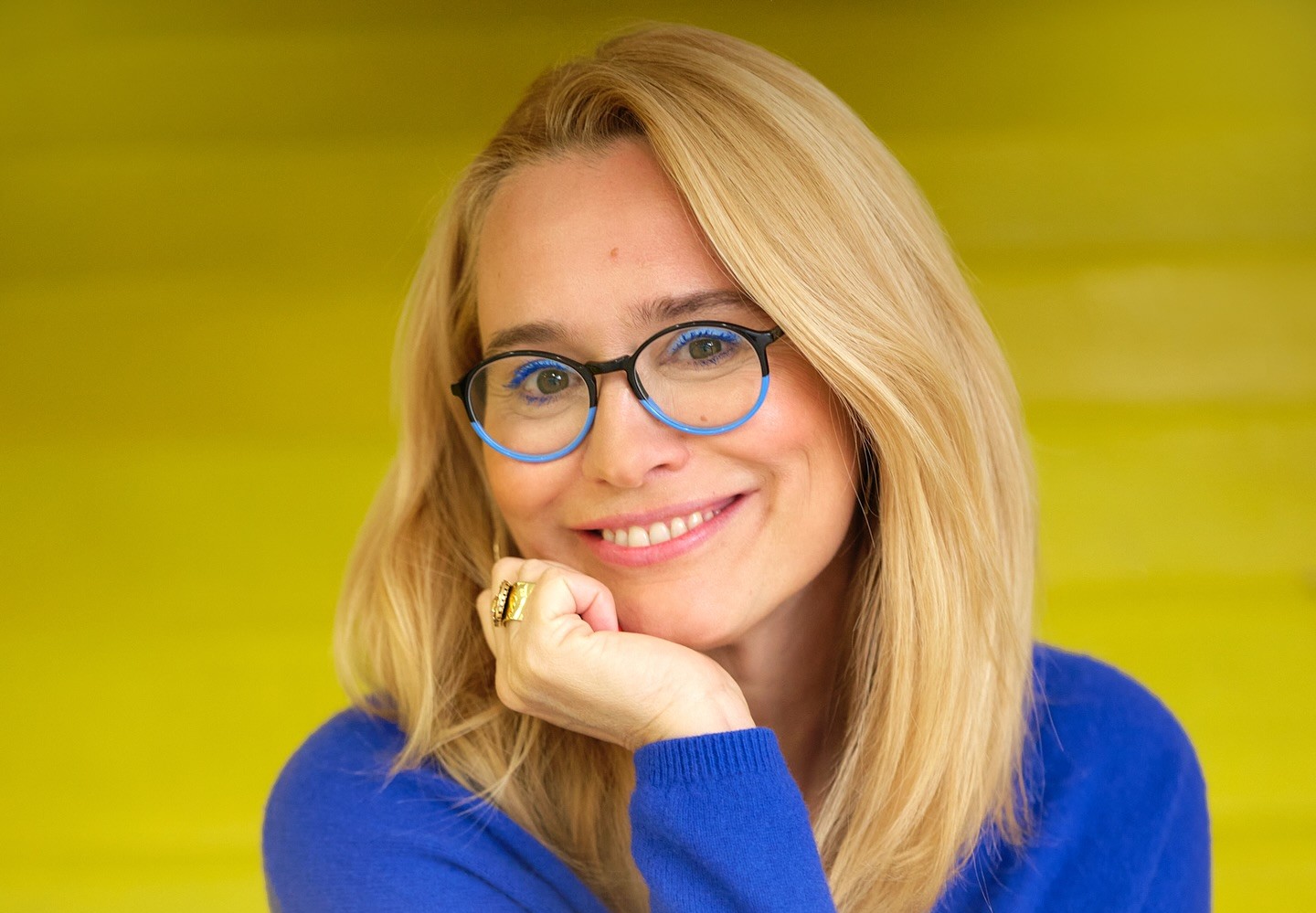 Întrebarea pe care Andreea Esca le-a pus-o fanilor aseară, după ce a prezentat Știrile Pro TV: „Există cineva, după 30 de ani de știri, care nu știe?”