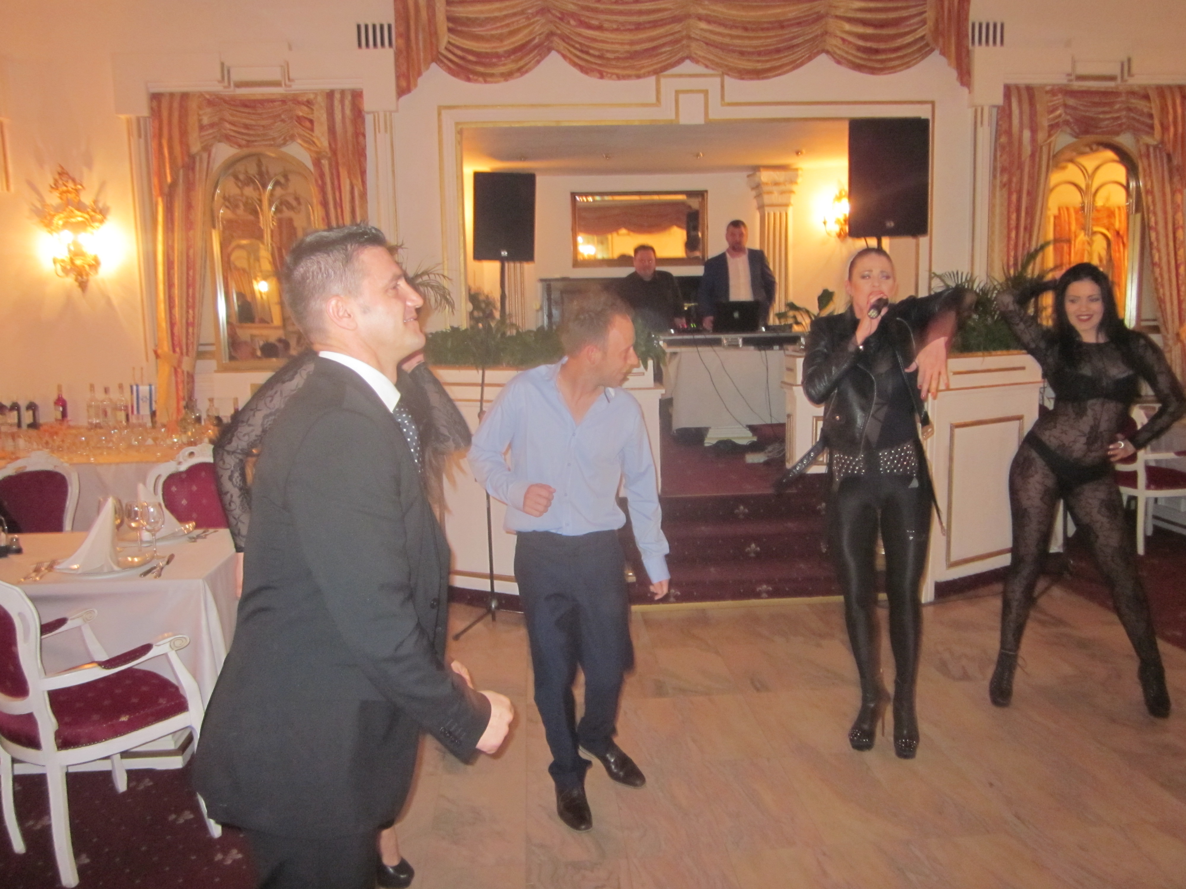 Israelienii au fost prinși în mreje de către frumoasele României! FOTO