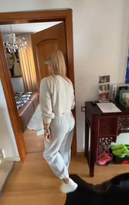 Imagini din vila cu 5 etaje a Anamariei Prodan. Vrea să își pună lift: „Arăbesc, turcesc, cum vreți voi, mie îmi place” VIDEO