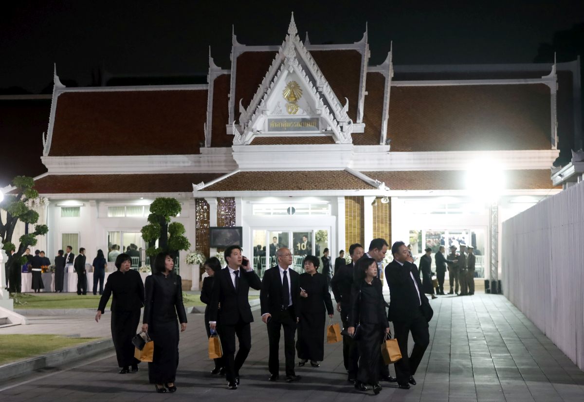 Patronul lui Leicester City este înmormântat în Thailanda cu onoruri regale