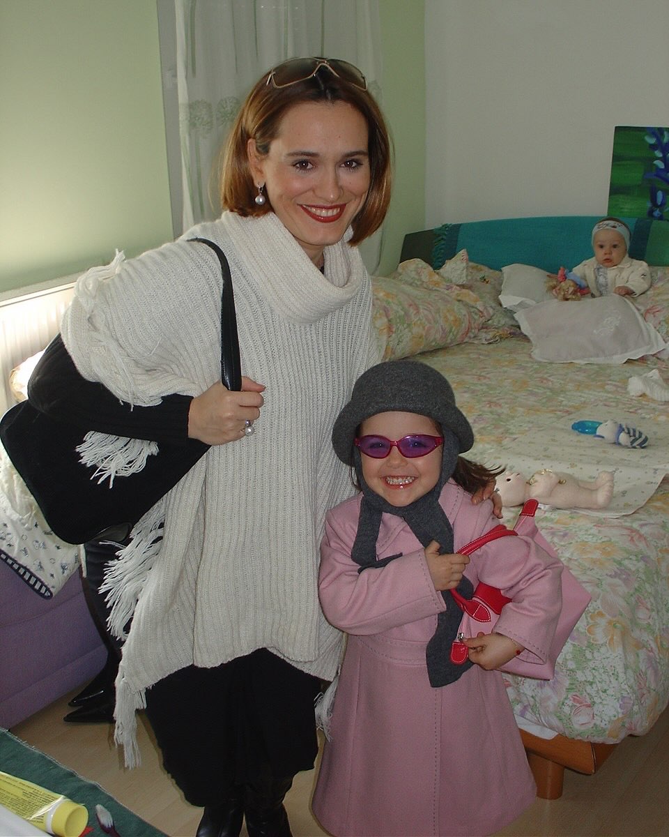 Imagini cu Alexia Eram în lenjerie intimă. Cum a apărut fiica Andreei Esca: „Căutam în hainele mamei mele tot ce era mai extravagant”