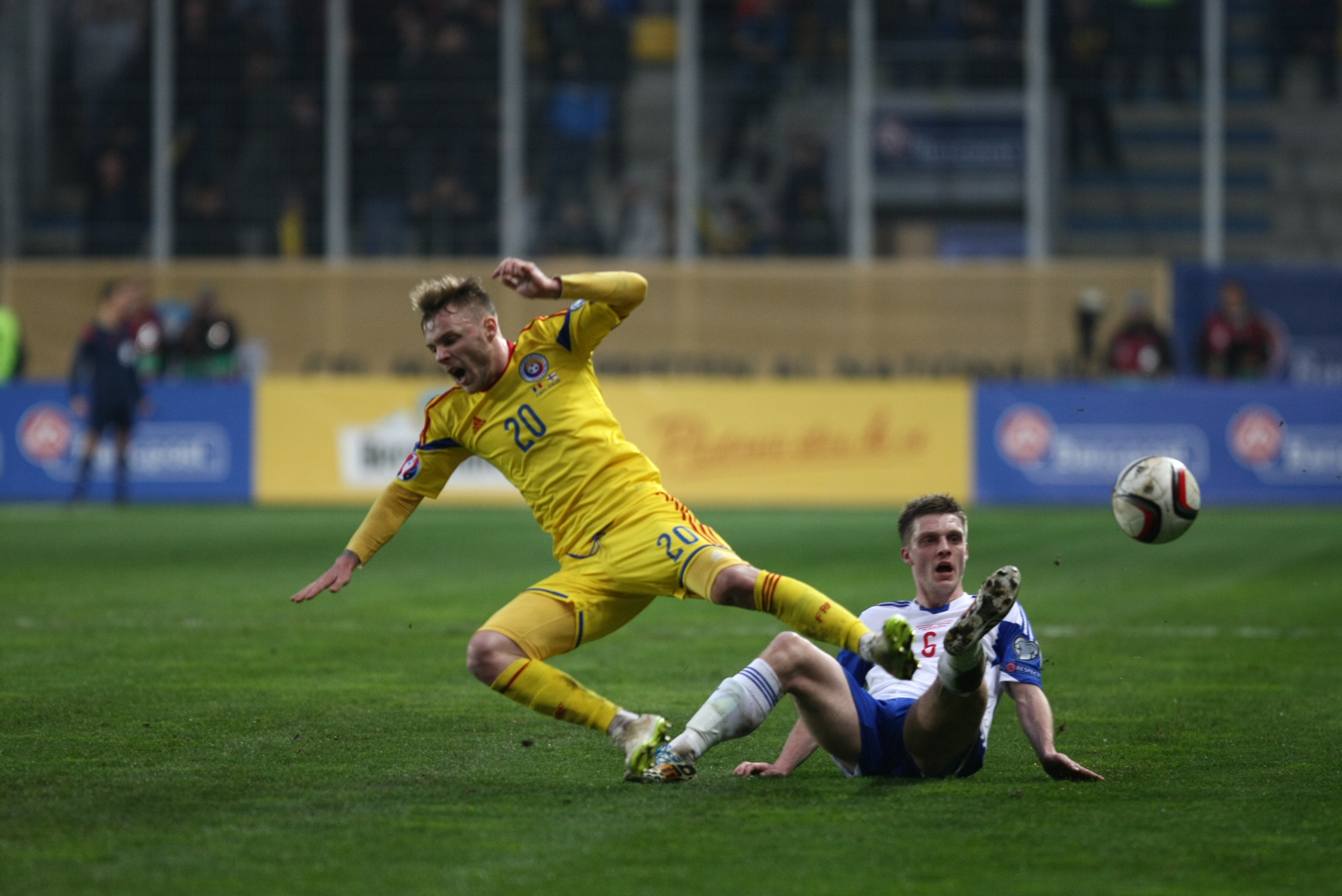 România - Feroe 1-0. S-a scandat: "Ruşine să vă fie!" / GALERIE FOTO