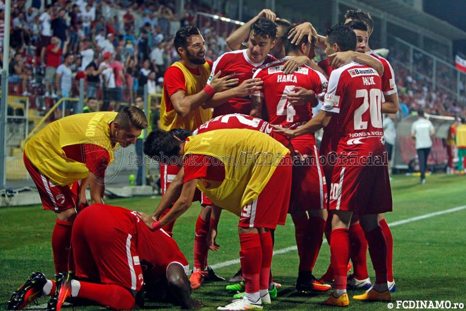Liga 1, prima etapă. Astra - Dinamo 1-4. Iată liderul! Trei penalty-uri. Gnohere, triplă și pasă decisivă, sub ochii lui Daum cel dornic de naturalizări. Campioana a terminat în 10. Ce-or căuta giurgiuvenii în Ligă?