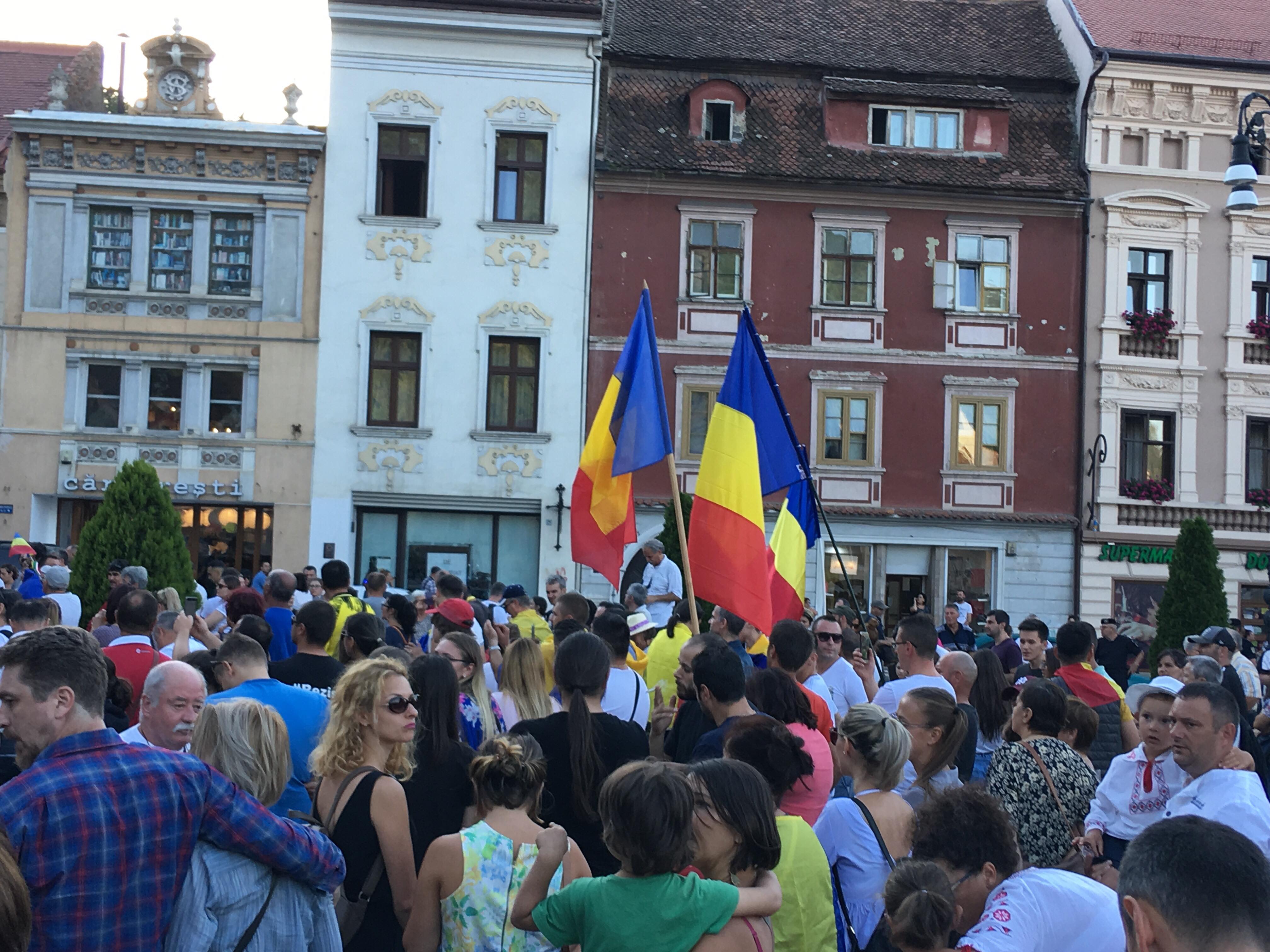 Manifestații de amploare pentru susținerea Mitingului Diasporei de la București în Sibiu, Braşov, Iaşi şi Bistriţa și Timișoara