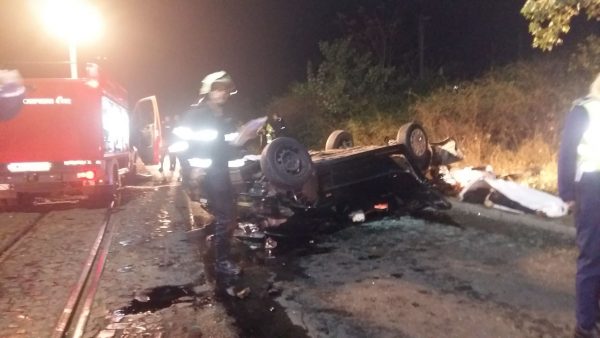 Accident înfiorător în Arad! Doi tineri au murit, după ce au sărit cu mașina de pe un pod. Erau membri ai galeriei celor de la UTA Arad / FOTO