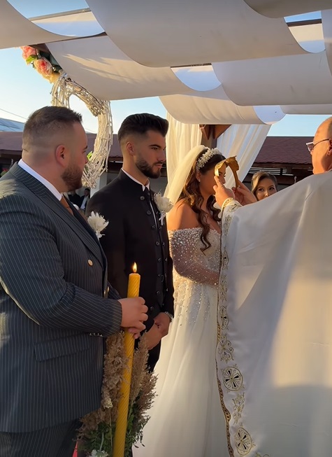 Imagini de la nunta lui Iancu Sterp cu Denisa Coțolan. Cât de emoționată a fost mireasa și cine sunt nașii celor doi