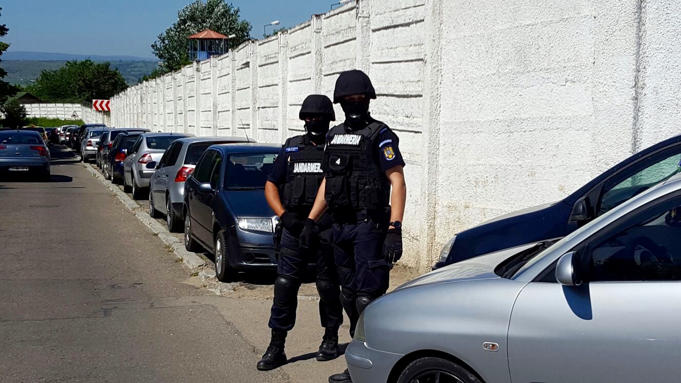 Protest al deținuților la penitenciarul din Iași! Au dat foc la celulă UPDATE | FOTO&VIDEO