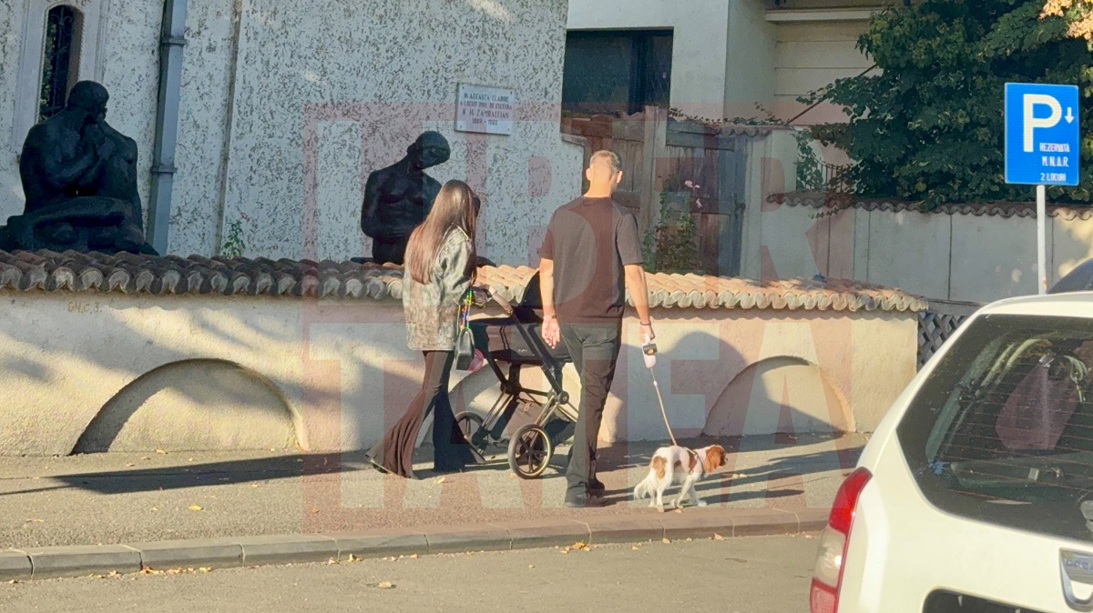 Primele imagini cu Corina și Mihnea Năstase în rolul de părinți. Cum au apărut cu bebelușul lor, al treilea nepot al lui Adrian Năstase