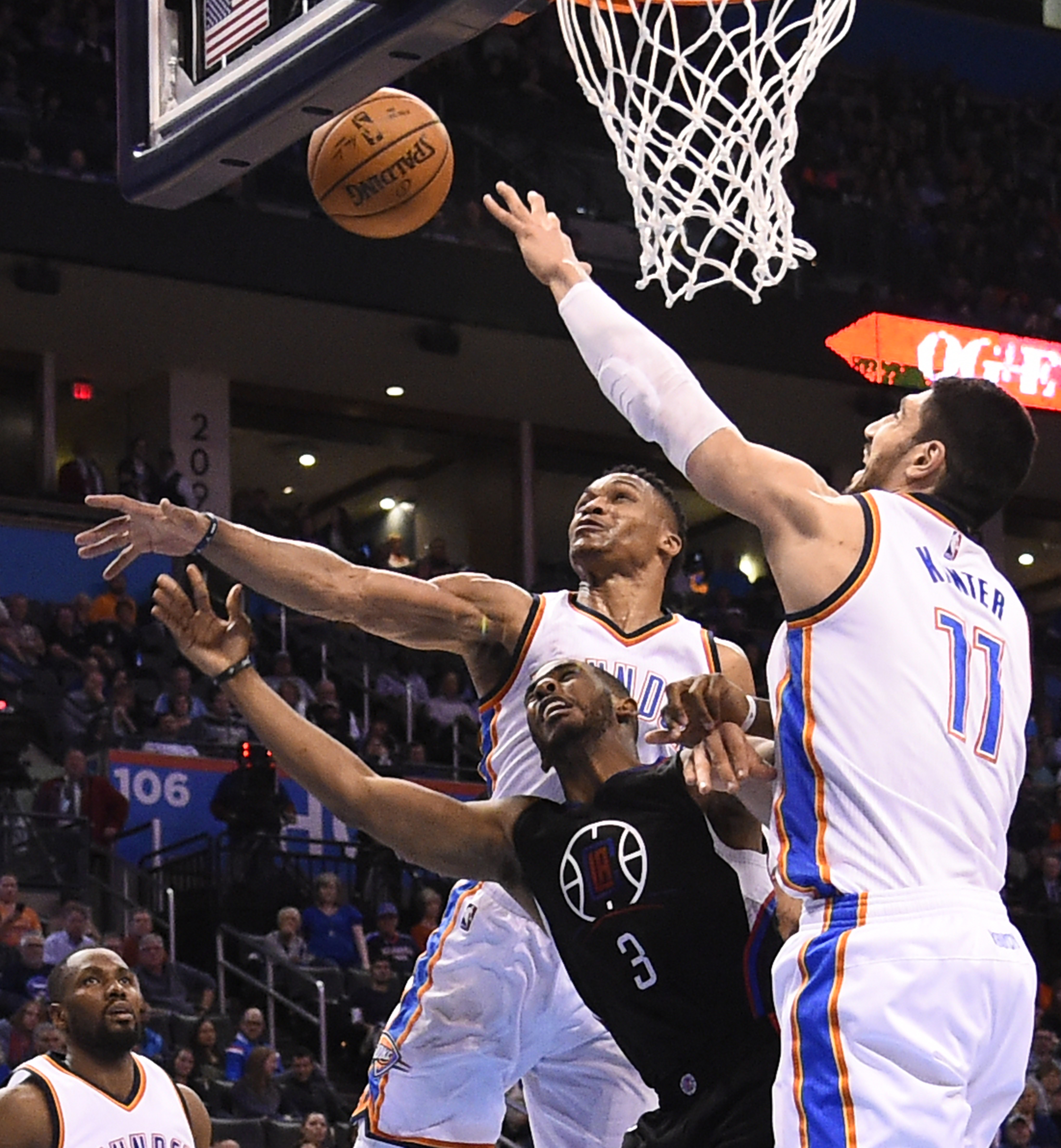 Turcul uriaș Enes Kanter din NBA vine la turneul de baschet Veranda 3x3