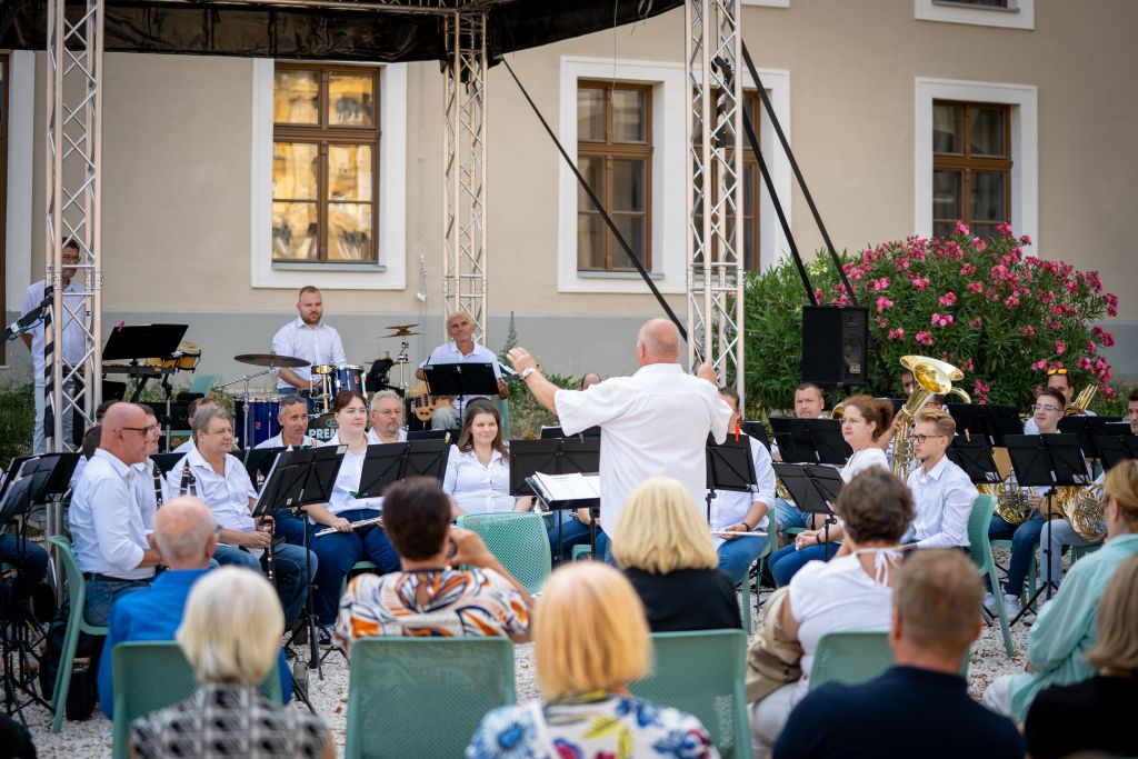 Ingyenes koncert, isteni dödölle, hőlégballonverseny várja: itt vannak a legjobb programok