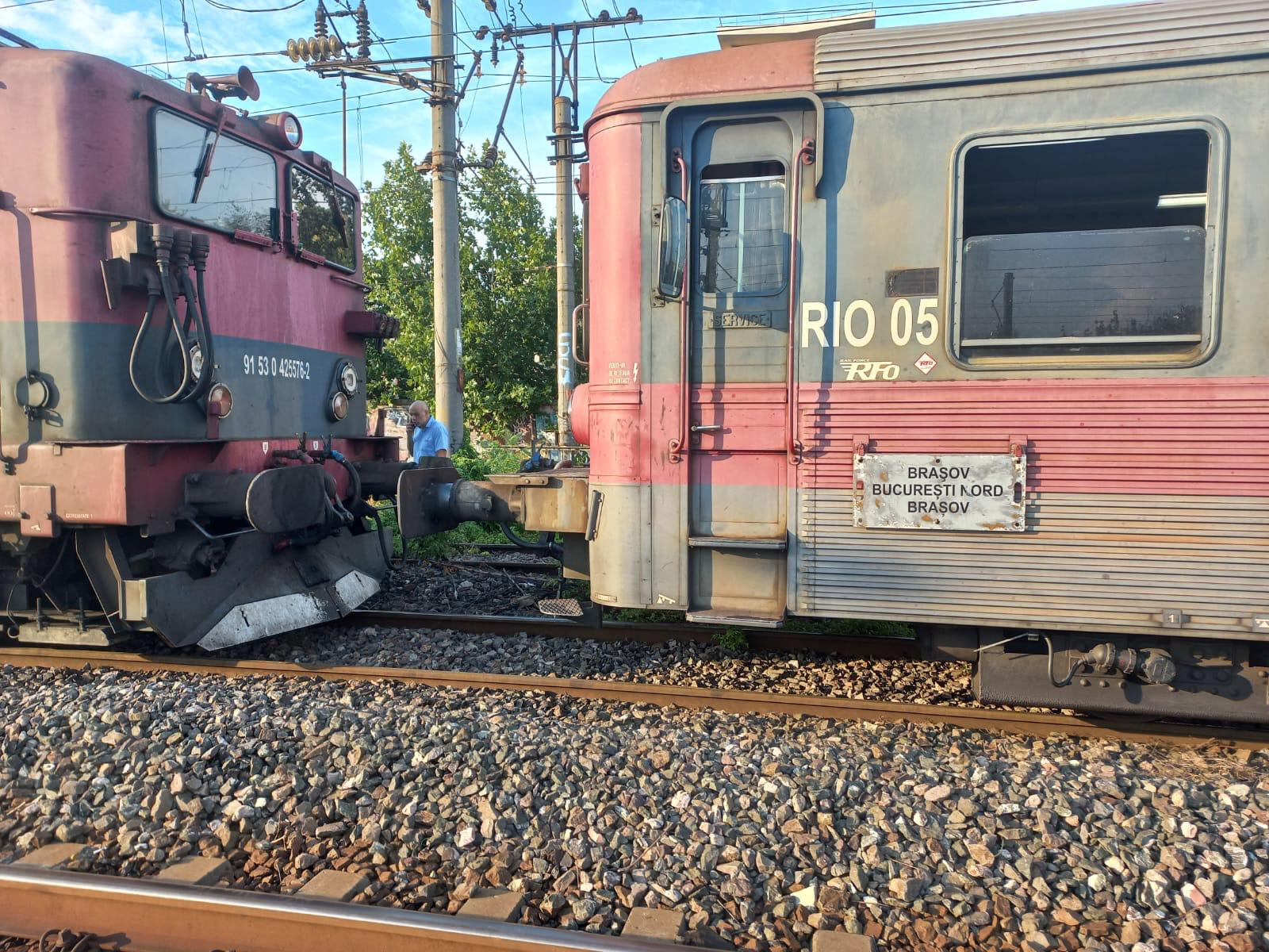 15 persoane rănite în Gara Basarab din București, după ce o locomotivă a lovit vagoanele la care urma să se cupleze