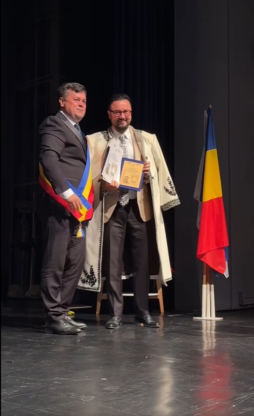 Cătălin Măruță, cetățean de onoare al orașului Târgu Jiu. Primarul l-a felicitat, iar Andra a plâns de emoție. „E locul unde am copilărit”