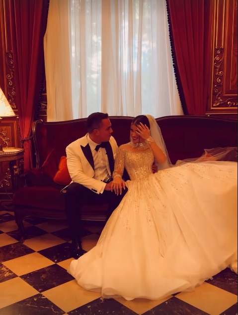 Imagini de la nunta fiicei lui Mugur Mihăescu. Ivona s-a căsătorit religios cu Vlad Gabura
