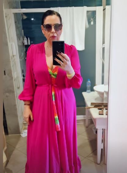 Ce a pățit Oana Roman în vacanța din Egipt: „Niște escroci”. A plecat împreună cu fiica ei