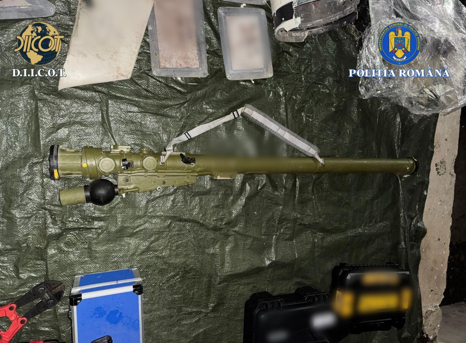 Arsenalul militar descoperit în camionul cu arme oprit în Vama Albiţa. Șoferul a fost reținut de DIICOT