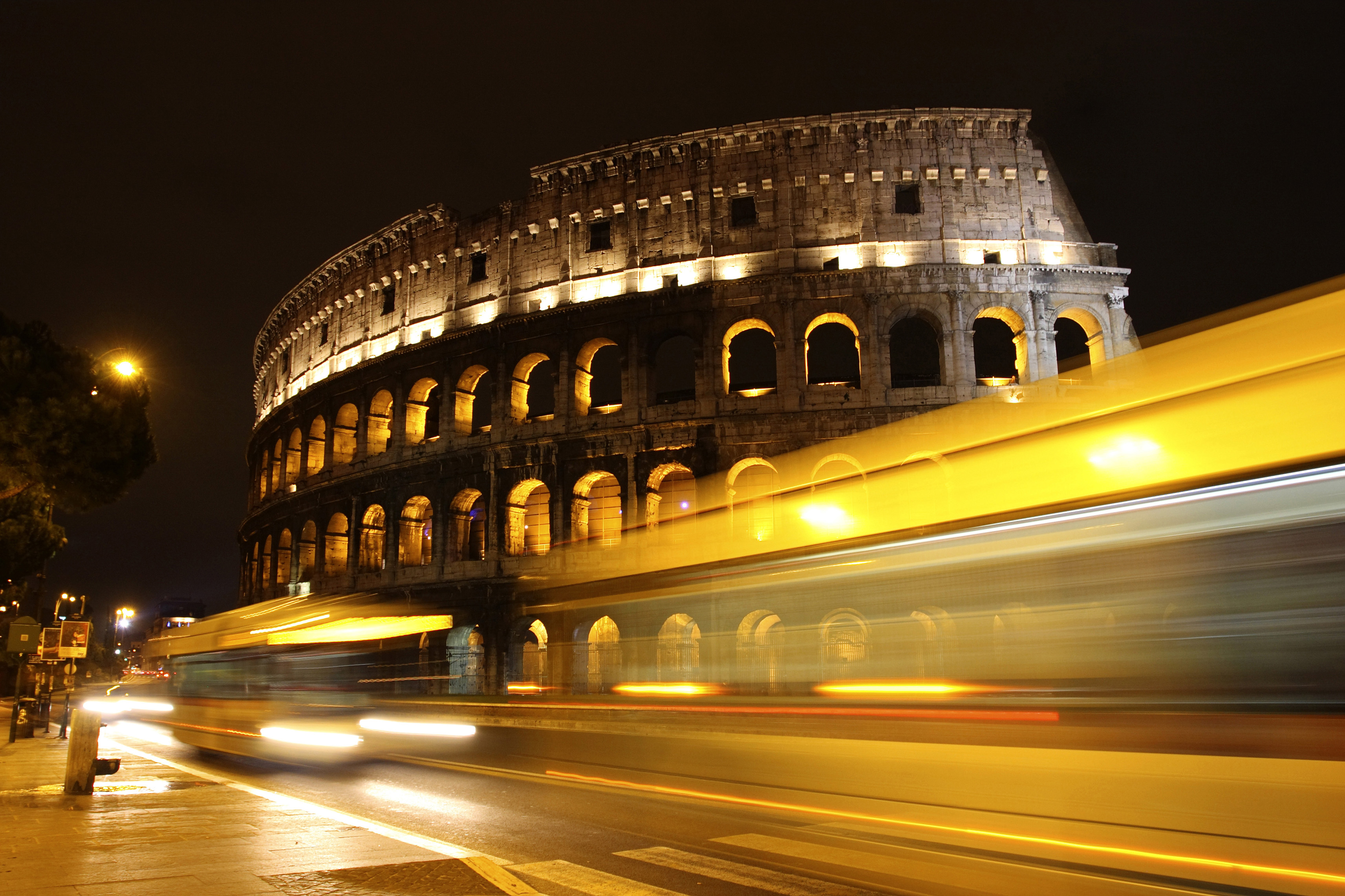 Colosseumul din Roma - istoric, legendă și curiozități