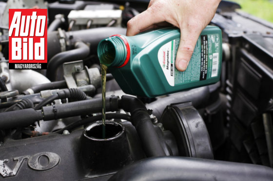 Melyik olaj megfelelő az autómhoz? – Íme, a legfontosabb tudnivalók egy minden sofőrt foglalkoztató témában