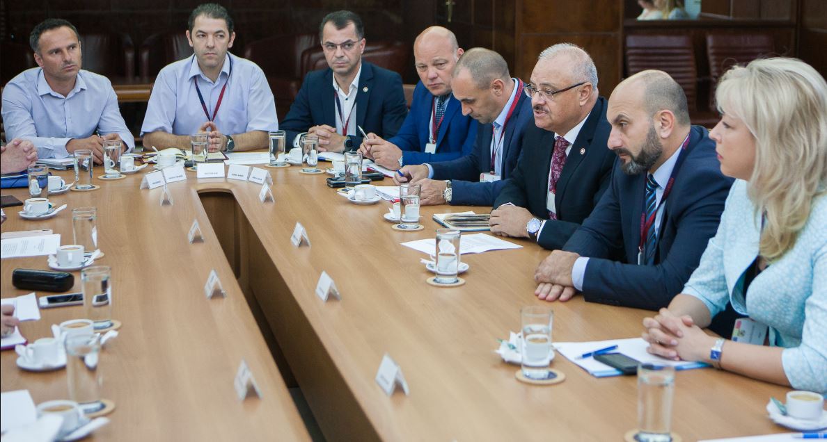 Premierul Dăncilă se întâlnește cu sindicatele din sănătate; Discuții cu miniștrii Muncii, Sănătății și de Finanțe, despre greva generală