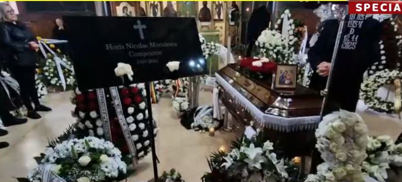 Imagini de la înmormântarea lui Horia Moculescu. Cine a venit să-l conducă pe ultimul drum pe regretatul compozitor
