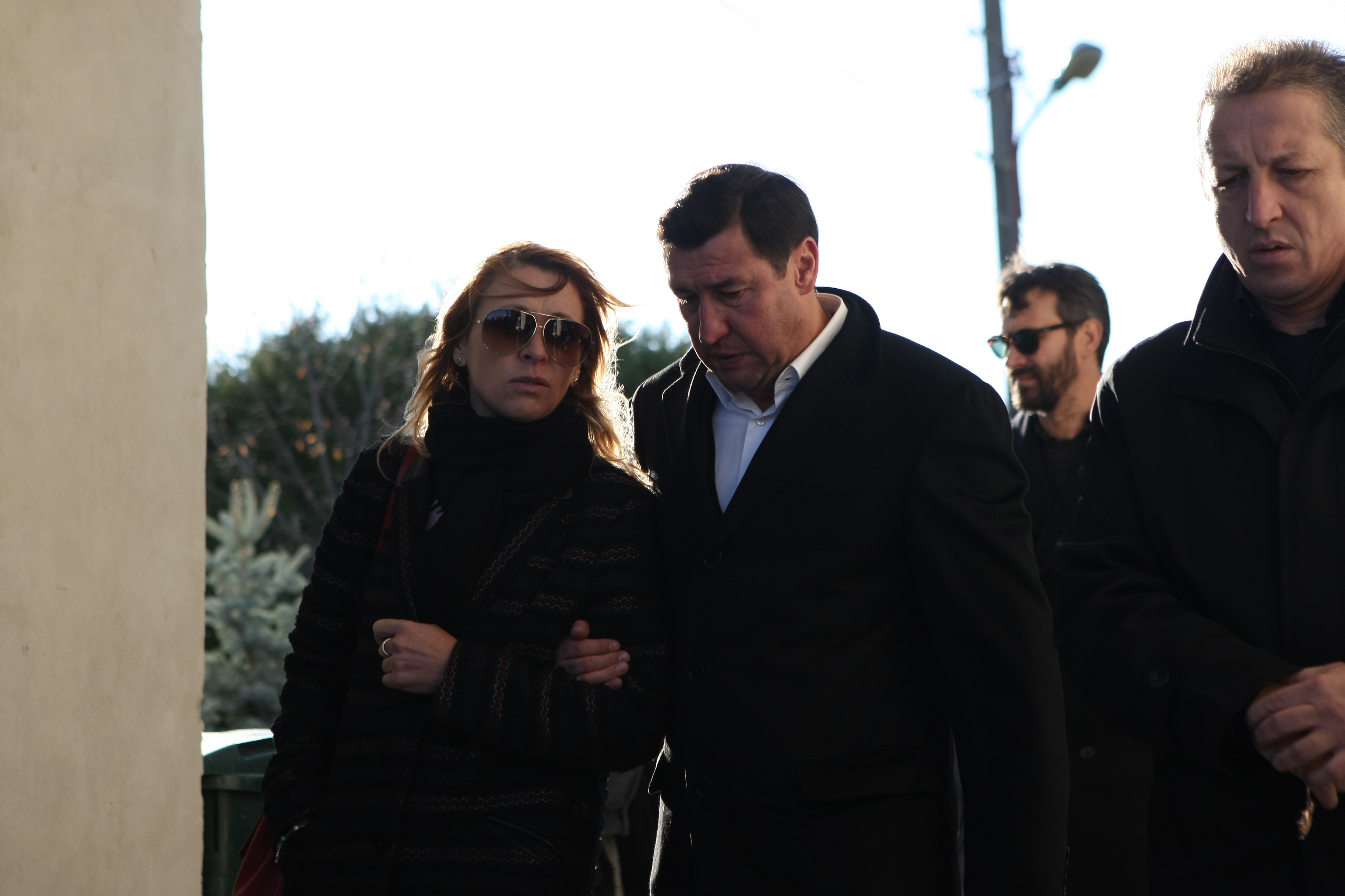 Daniel Prodan a fost înmormântat, azi, la cimitirul Sf. Ilie din Voluntari. Promisiune în lacrimi făcută de Gică Popescu: ”Îți vom îndeplini visul” | GALERIE FOTO