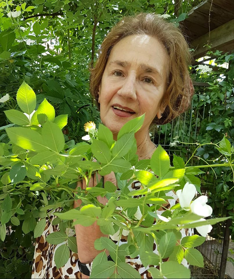 Sofia Vicoveanca, secretul unei siluete impecabile și al unui ten luminos, la vârsta de 82 de ani. Ce face artista în fiecare zi. „Tot corpul are de câștigat”
