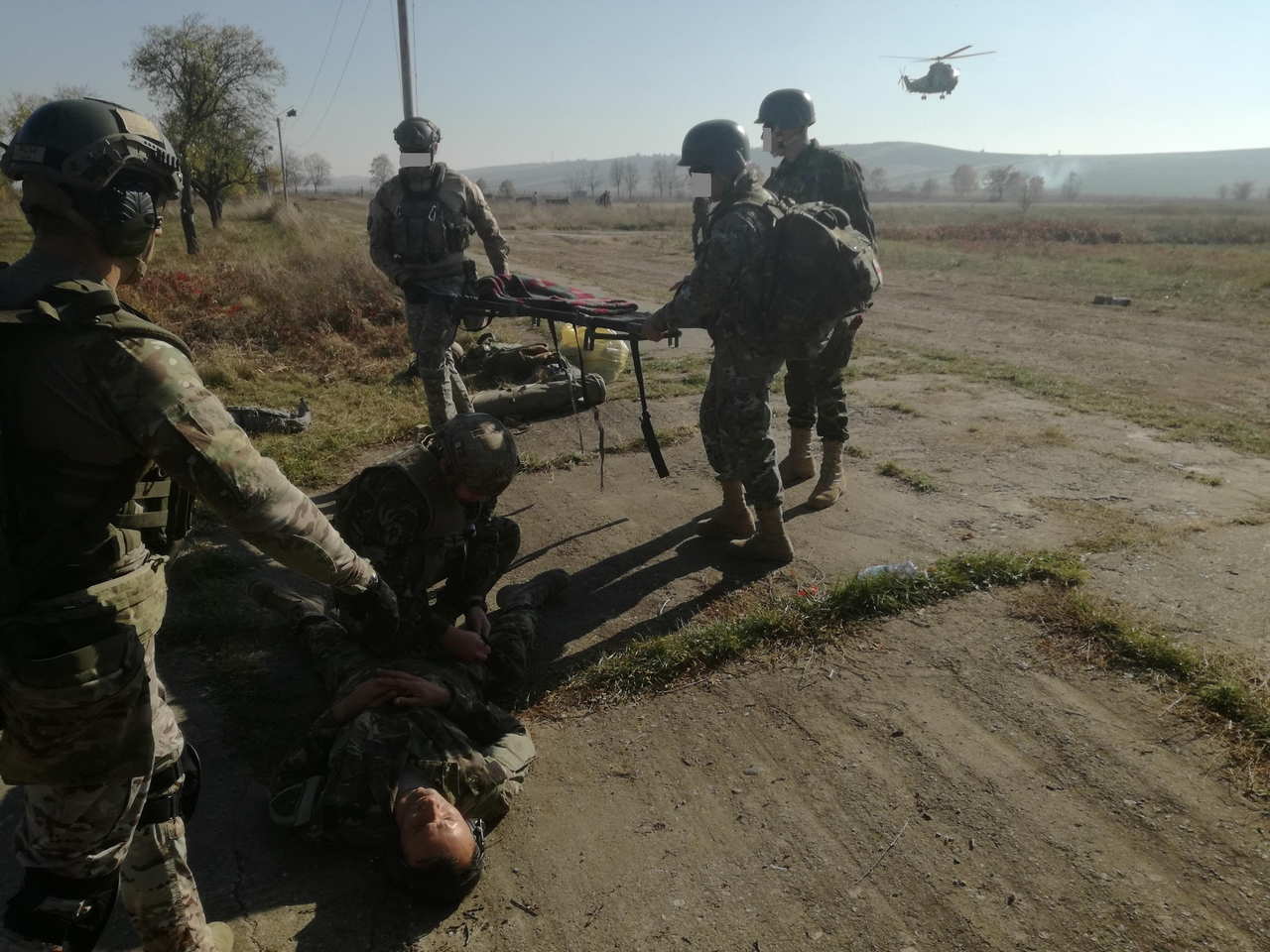GALERIE FOTO | Exerciţiu militar spectaculos la Târgu Mureş. Elita forțelor speciale, antrenamente la limită
