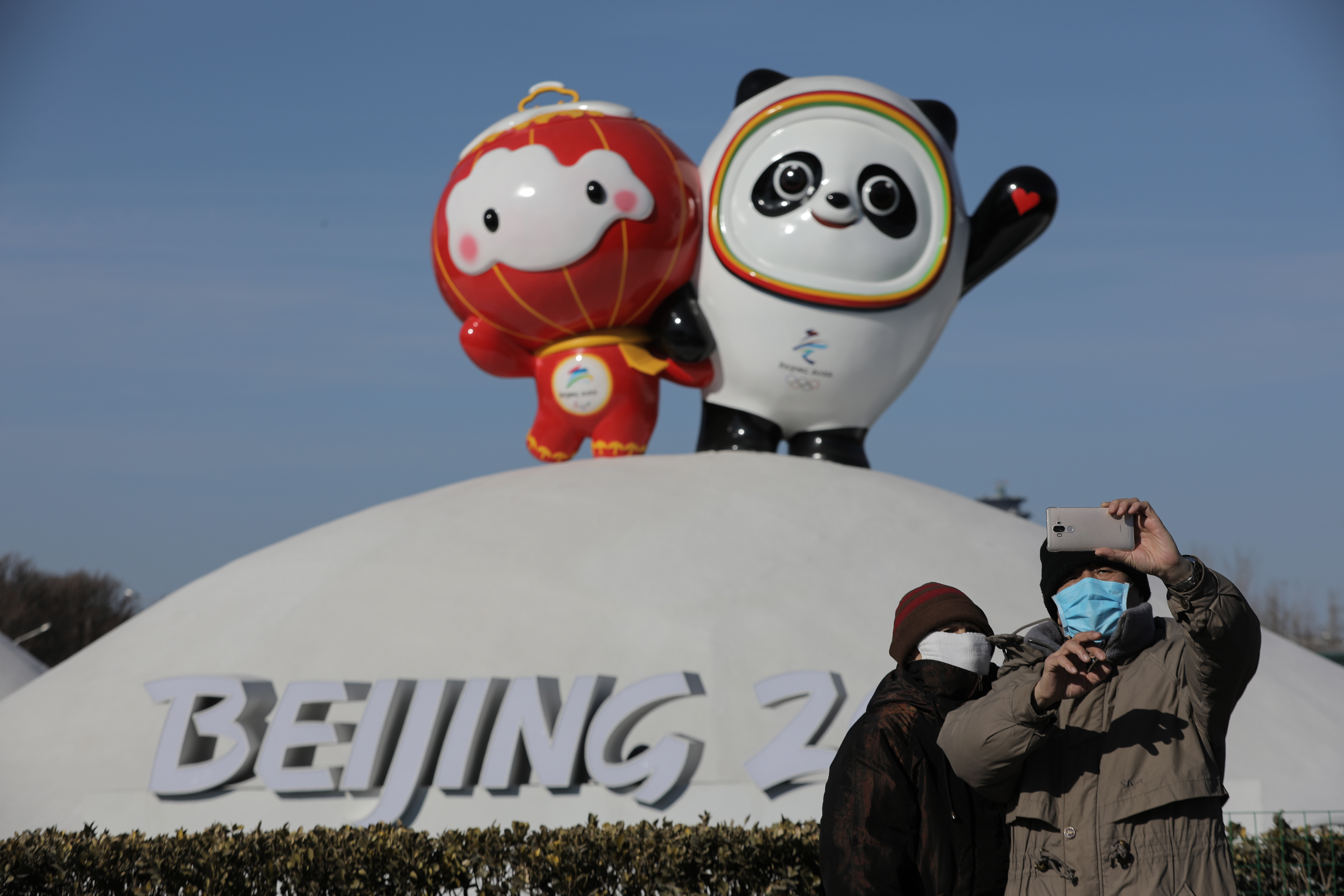 Jocurile Olimpice de iarnă 2022 au început azi la Beijing. 21 de sportivi în delegația României
