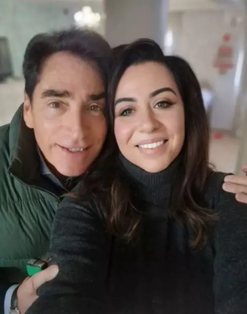 Petre Roman susține gama de cosmetice a fiicei sale, Oana Roman. „Bineînțeles că folosesc”/VIDEO EXCLUSIV