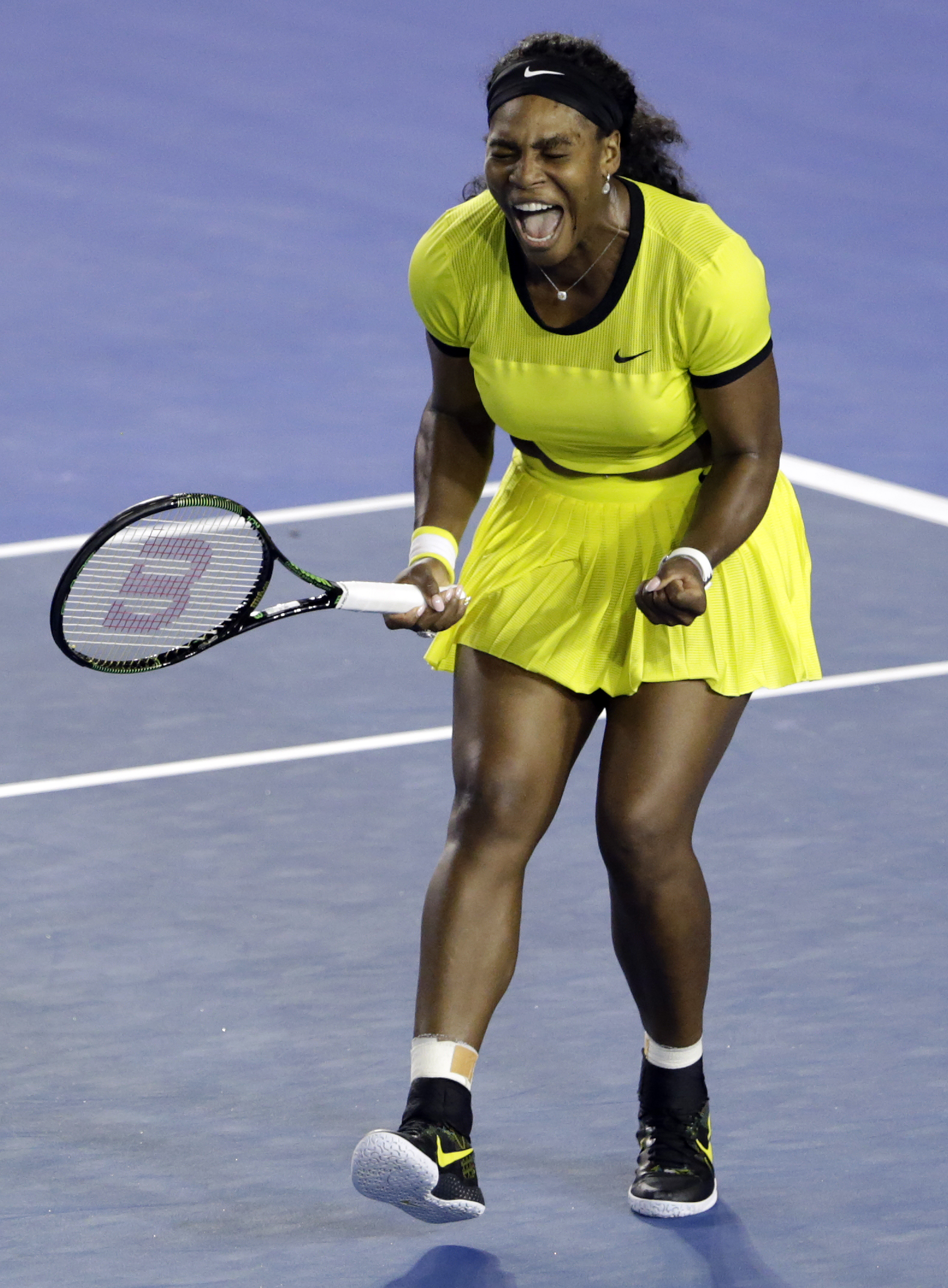 Finală magnifică în Australia, de asta s-a inventat tenisul! ^Kerber a răpus ”balaurul” Serena. Halep a căzut de pe locul 2! FOTO&VIDEO