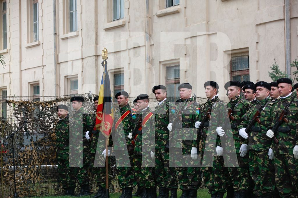 VIDEO&FOTO/ Mădălin Stoica, militarul mort în Afganistan, înmormântat cu onoruri militare la Buzău
