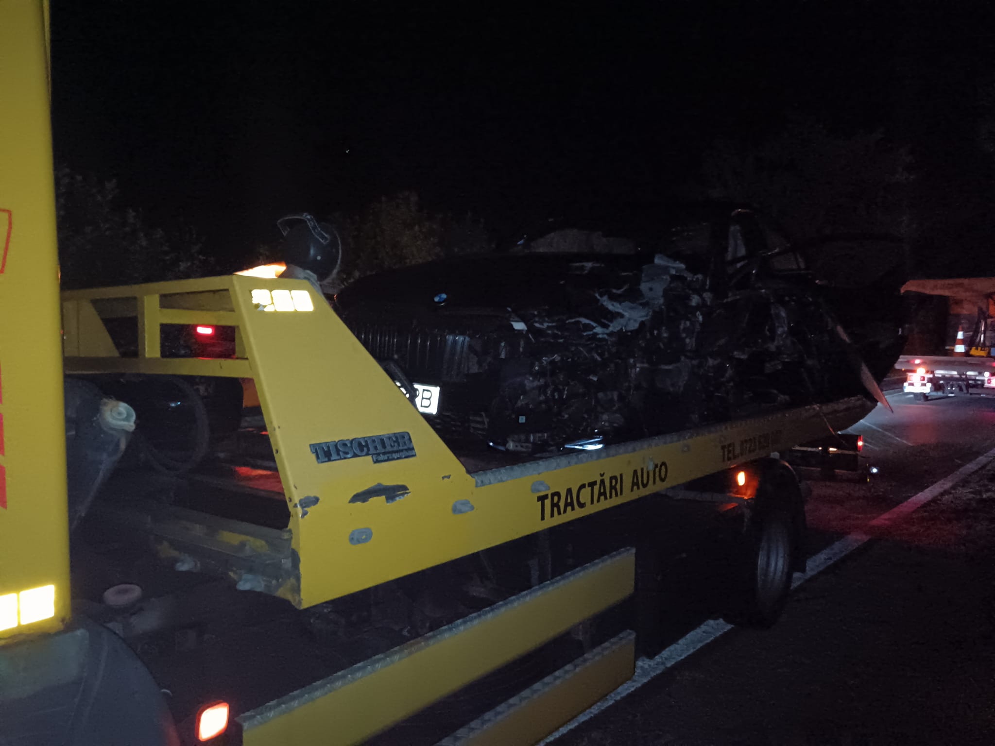 Doi morți într-un accident între un BMW și un Duster, la Orlești, în Vâlcea | VIDEO