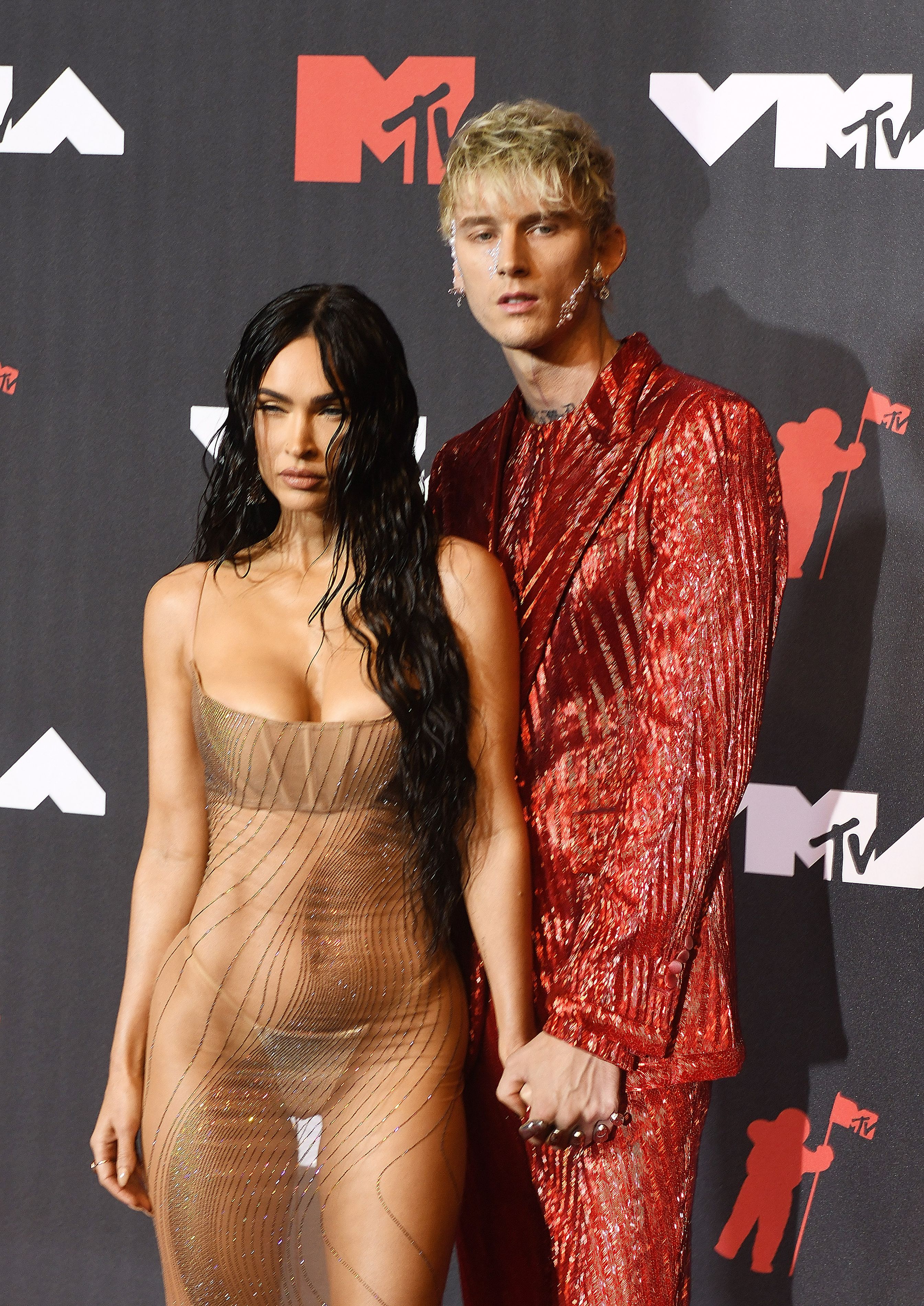 Megan Fox a vorbit despre lupta ei postpartum, la șapte luni după ce a devenit mamă pentru a patra oară: „Nu am dormit deloc”