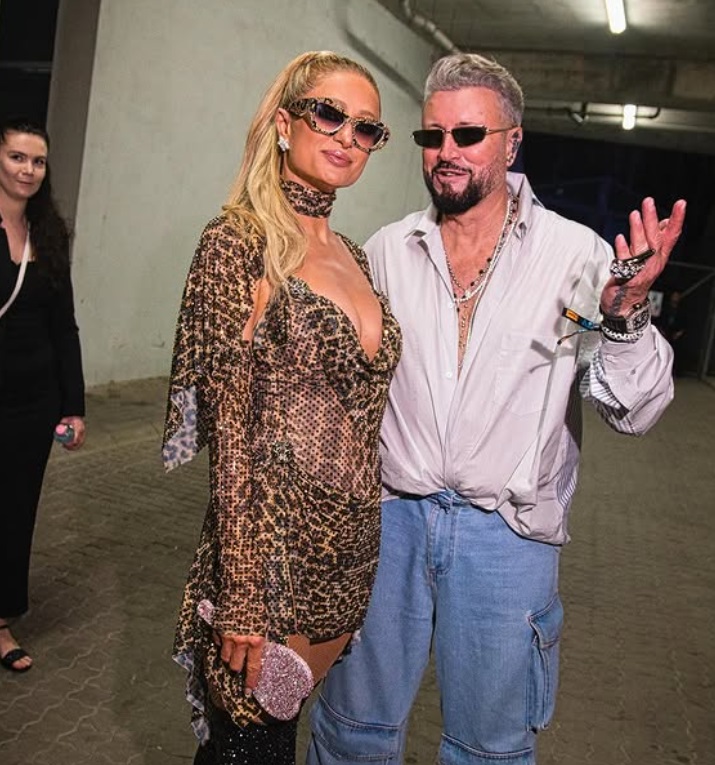 Ce a făcut Paris Hilton pe ascuns la Craiova. Cătălin Botezatu a dat-o de gol: „A fost un gest foarte frumos din partea ei”