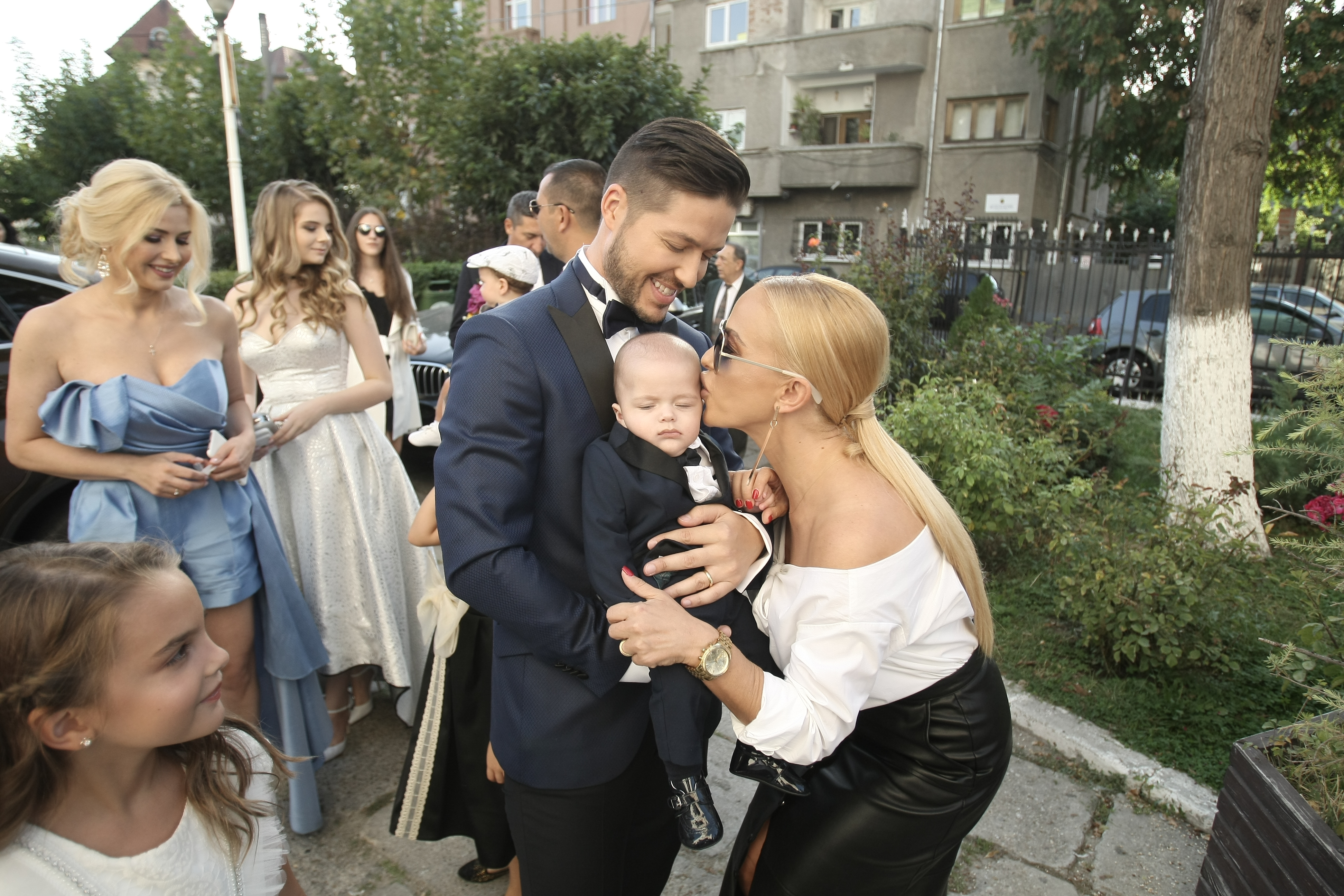 FOTO EXCLUSIV | Cum s-a afișat Anda Adam la botezul băiețelului lui Jorge. A atras toate privirile