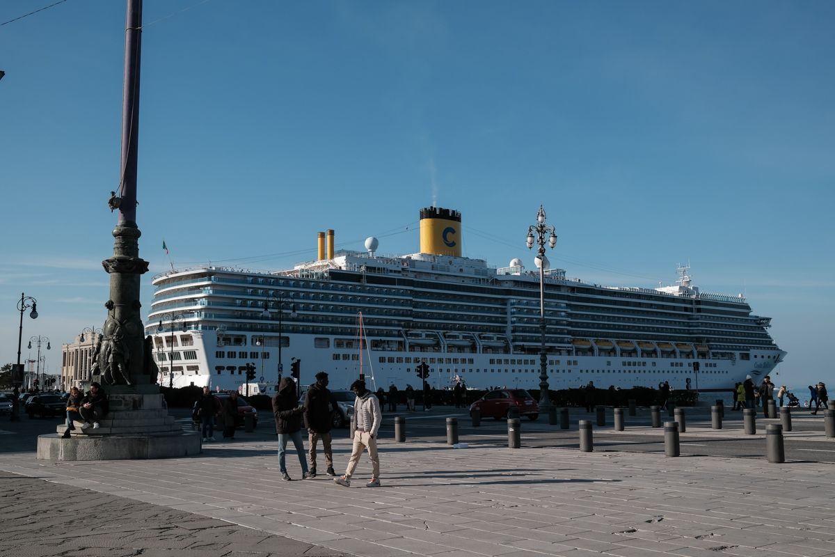 Povestea tinerei care a plecat în Italia la 15 ani din Gherţa Mare şi a ajuns antreprenoare, cu patru localuri şi o firmă de construcţii. „Mă simt liberă, am învățat că poți să începi oricând de la zero”