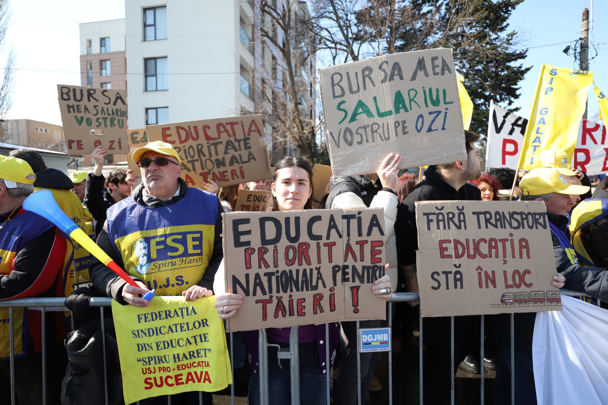 Sindicatele din Educație, protest în fața Palatului Cotroceni. Sunt așteptați să iasă în stradă peste 500 de profesori și studenți