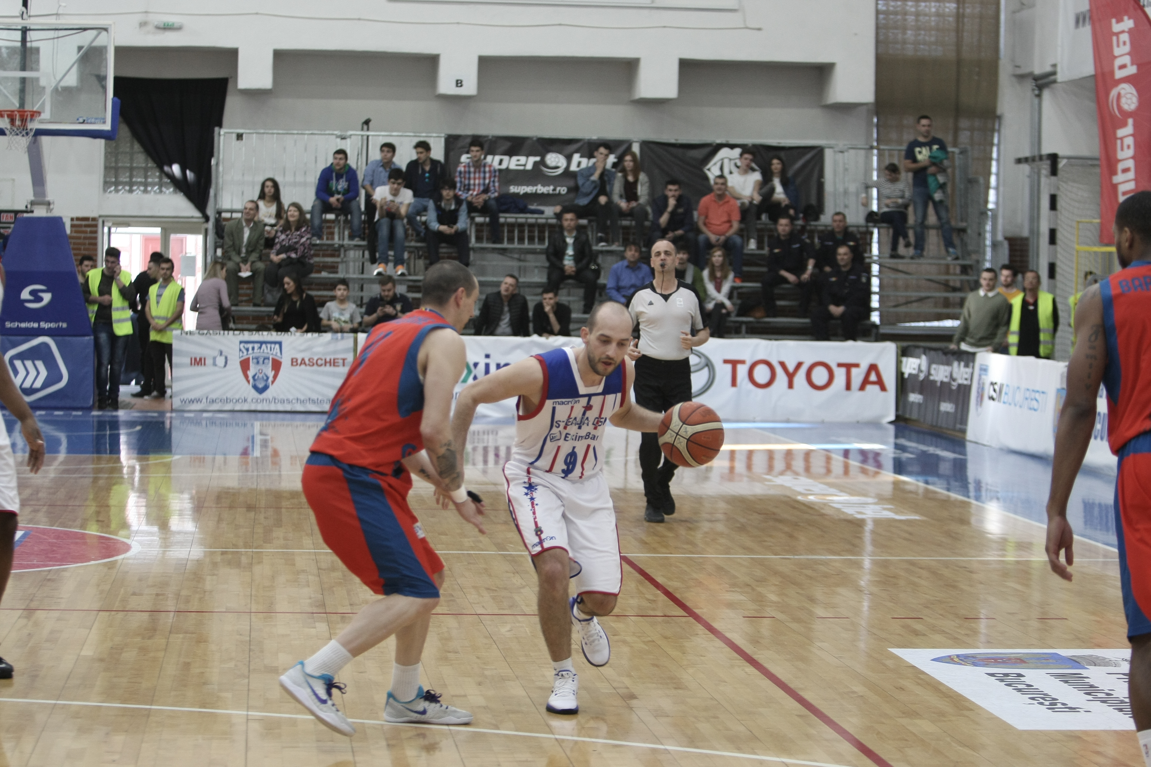 Levi Szijarto e sigur că Steaua CSM Eximbank va câștiga Liga Națională masculină de baschet: ”Suntem o echipă tare”. Darwiche: ”Da, obiectivul e titlul!” | FOTO