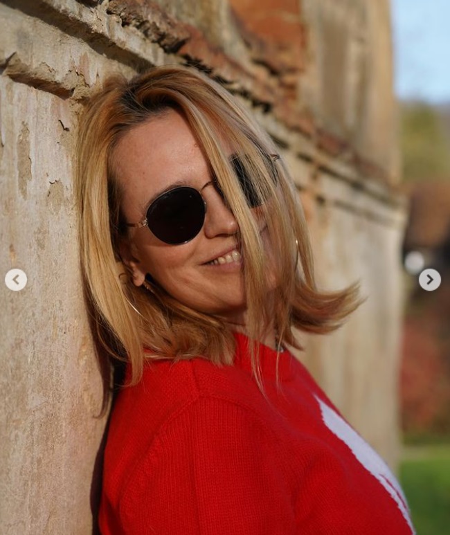 Cum petrece Andreea Esca Paștele Catolic. Prezentatoarea le-a făcut copiilor ei o surpriză de dimineață