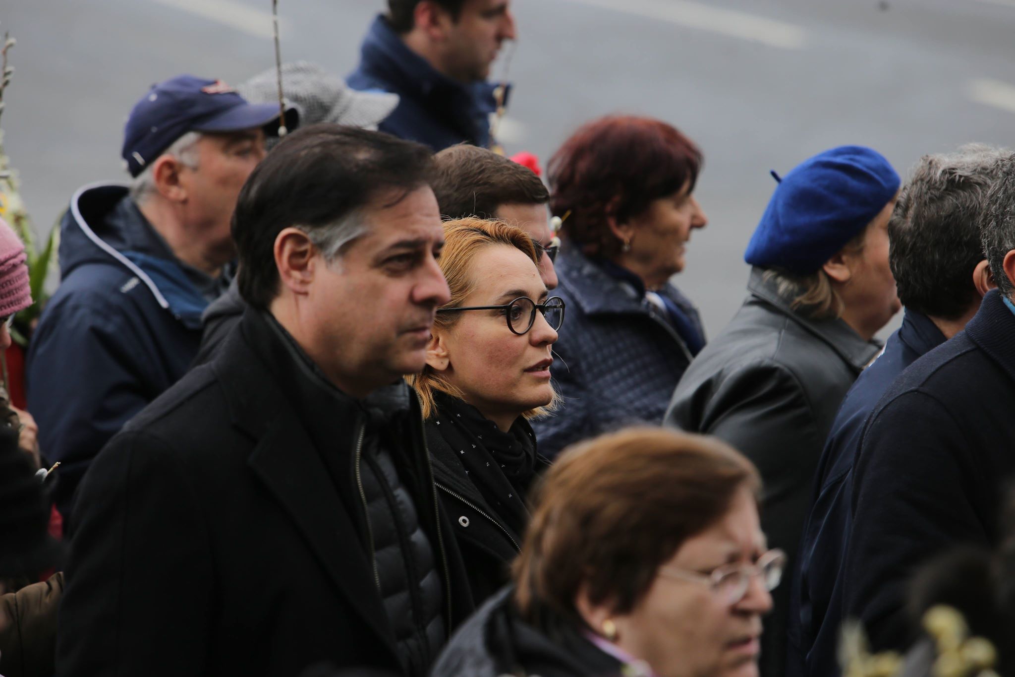 FOTO & VIDEO / Andreea Esca a participat la Procesiunea de Florii din Capitală. A trecut la catolicism, după ce s-a măritat cu Alexandre Eram