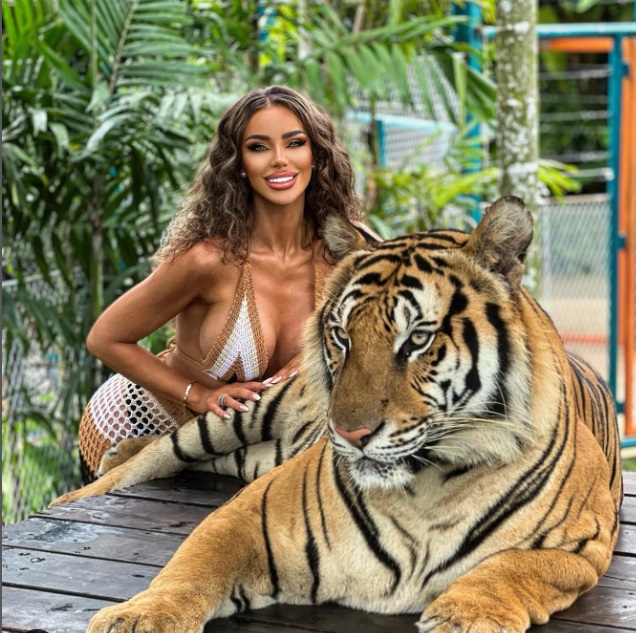 Bianca Drăgușanu, printre tigri și elefanți în vacanța de lux din Thailanda. Nu e singură, ci cu Gabi Bădălău