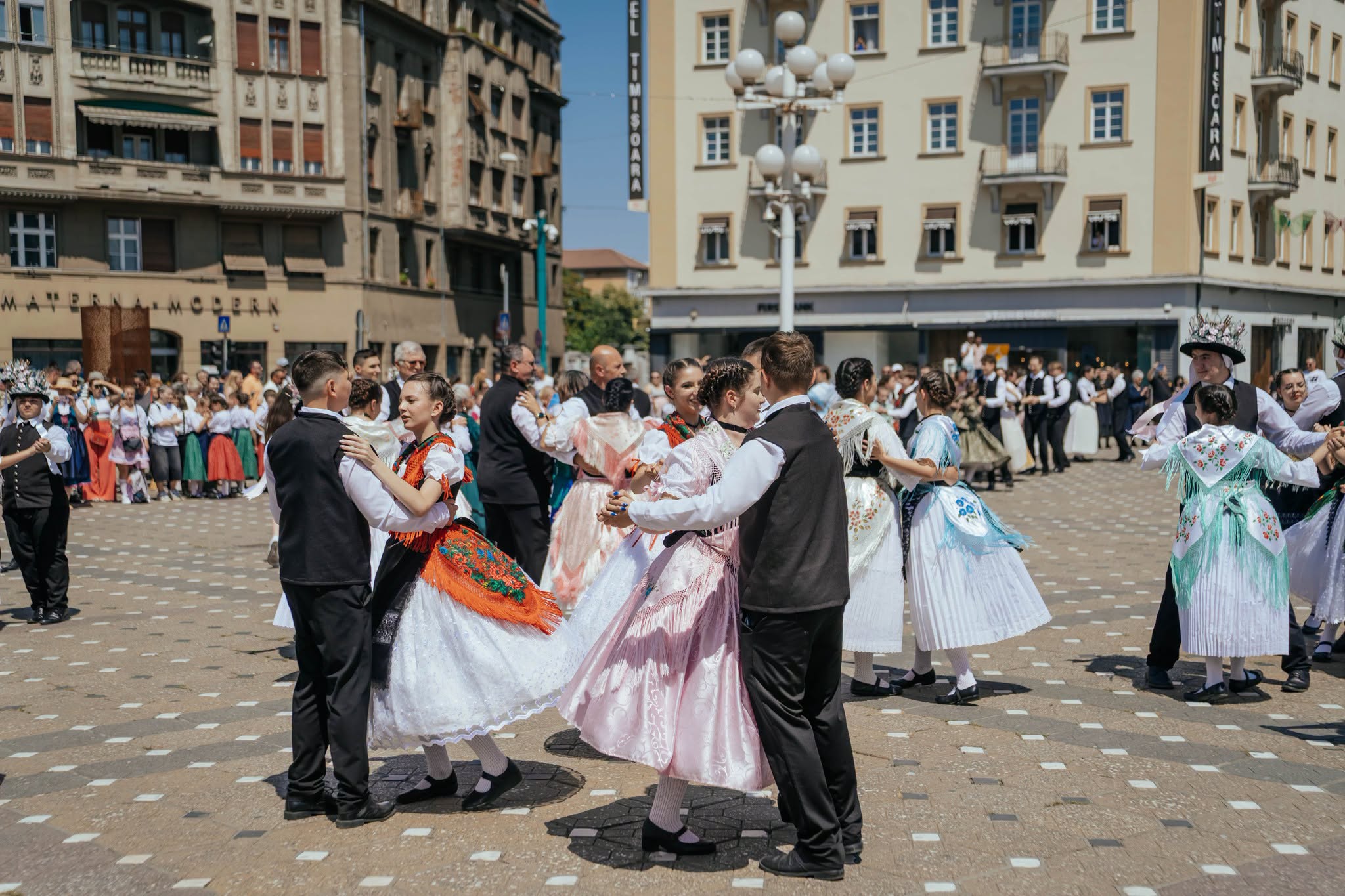 „Spiritul Timișoarei”, redefinit. Opinia experților: Nu se mai transmite spontan și uneori este utilizat pentru „a justifica un excepționalism bănățean”
