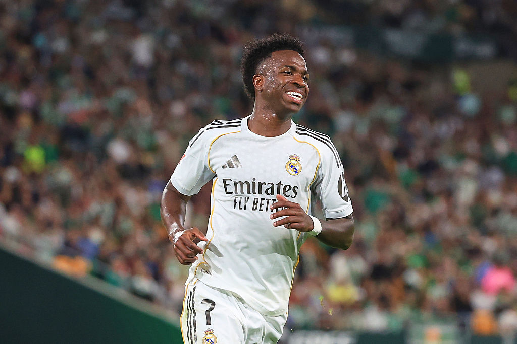 Hajmeresztő lépés a FIFA-tól: bevezetik a Vinícius-szabályt