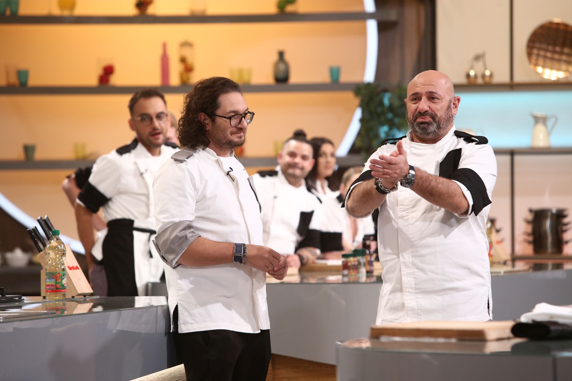 Câte doi concurenți eliminați într-o ediție la „Chefi la cuțite”. Jurații sunt disperați: „Ne vom împuțina rapid”
