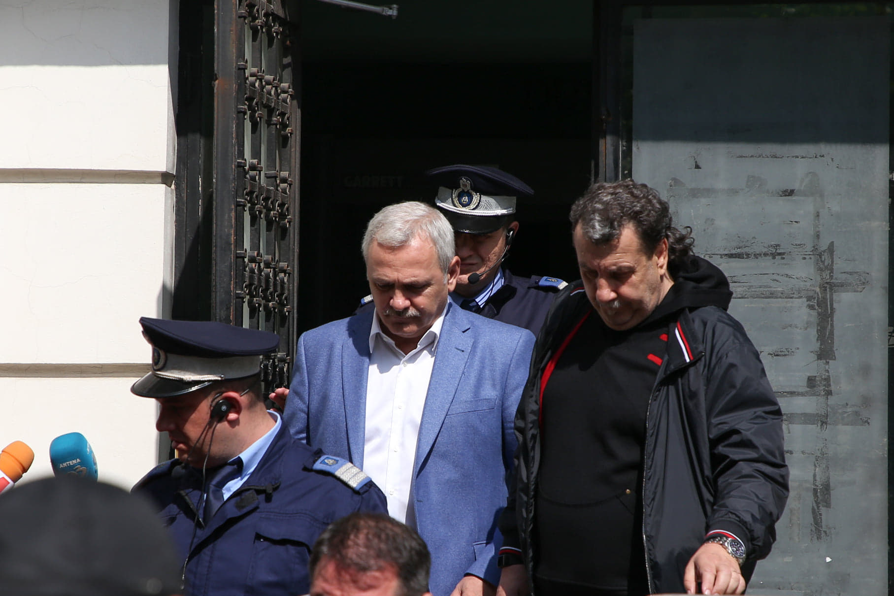 UPDATE | Finalizarea dosarului lui Liviu Dragnea, amânată pentru 20 mai! Liderul PSD, în fața judecătorilor de la Înalta Curte: „Sunt total nevinovat! Dacă aș fi condamnat, aș vrea să știu de ce!”