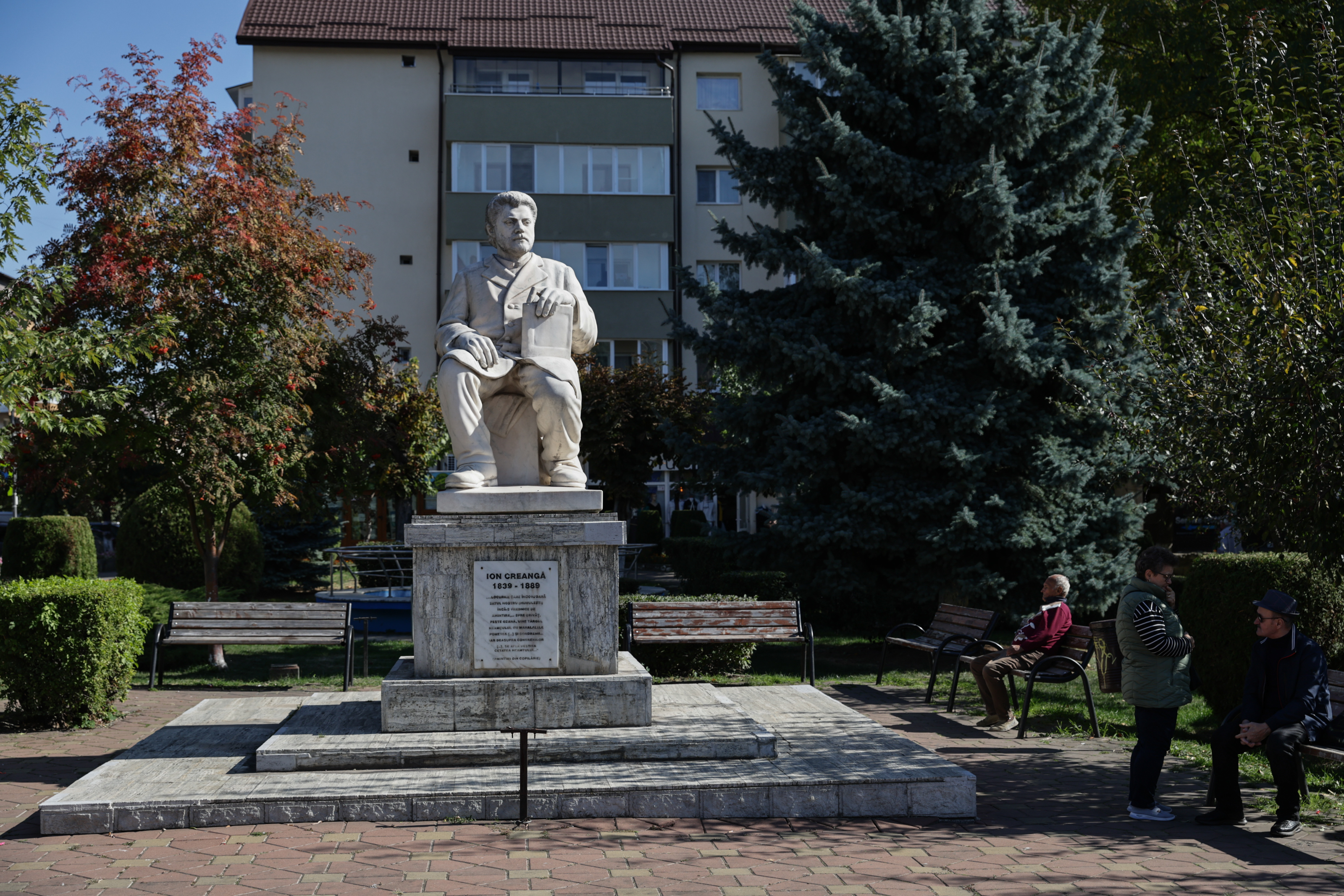 Oraşul în care oamenii se trezesc noaptea ca să facă duş sau ca să spele rufe la maşină
