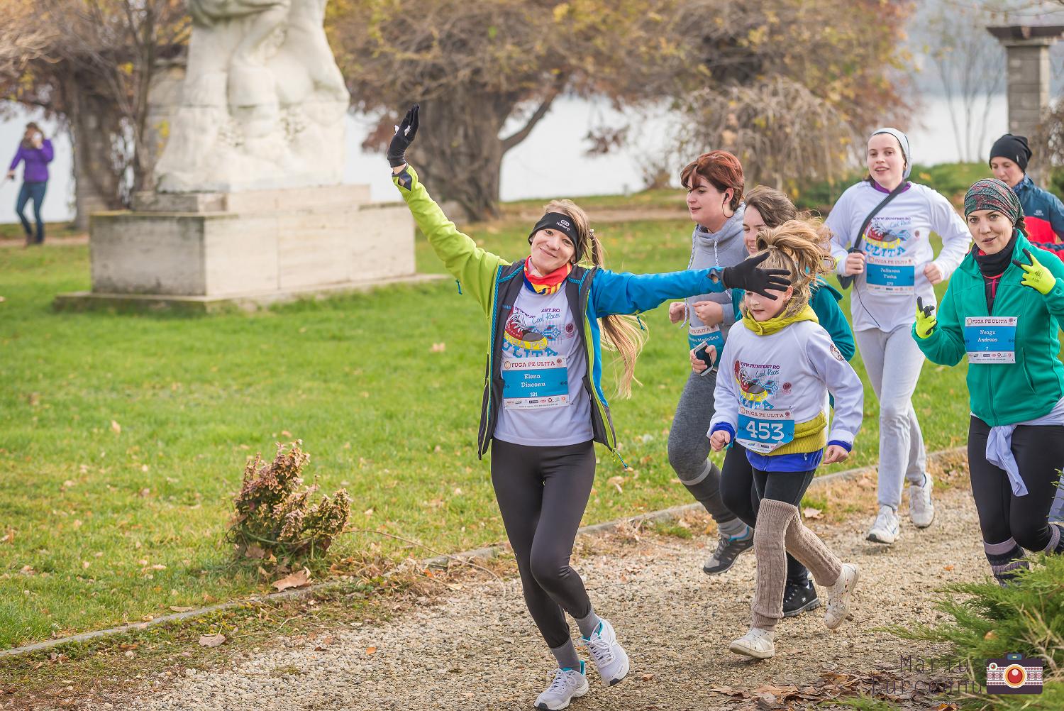 Jocurile copilăriei la RUNFEST - Fuga pe uliță. Sute de concurenți s-au bucurat de o cursă distractivă / GALERIE FOTO