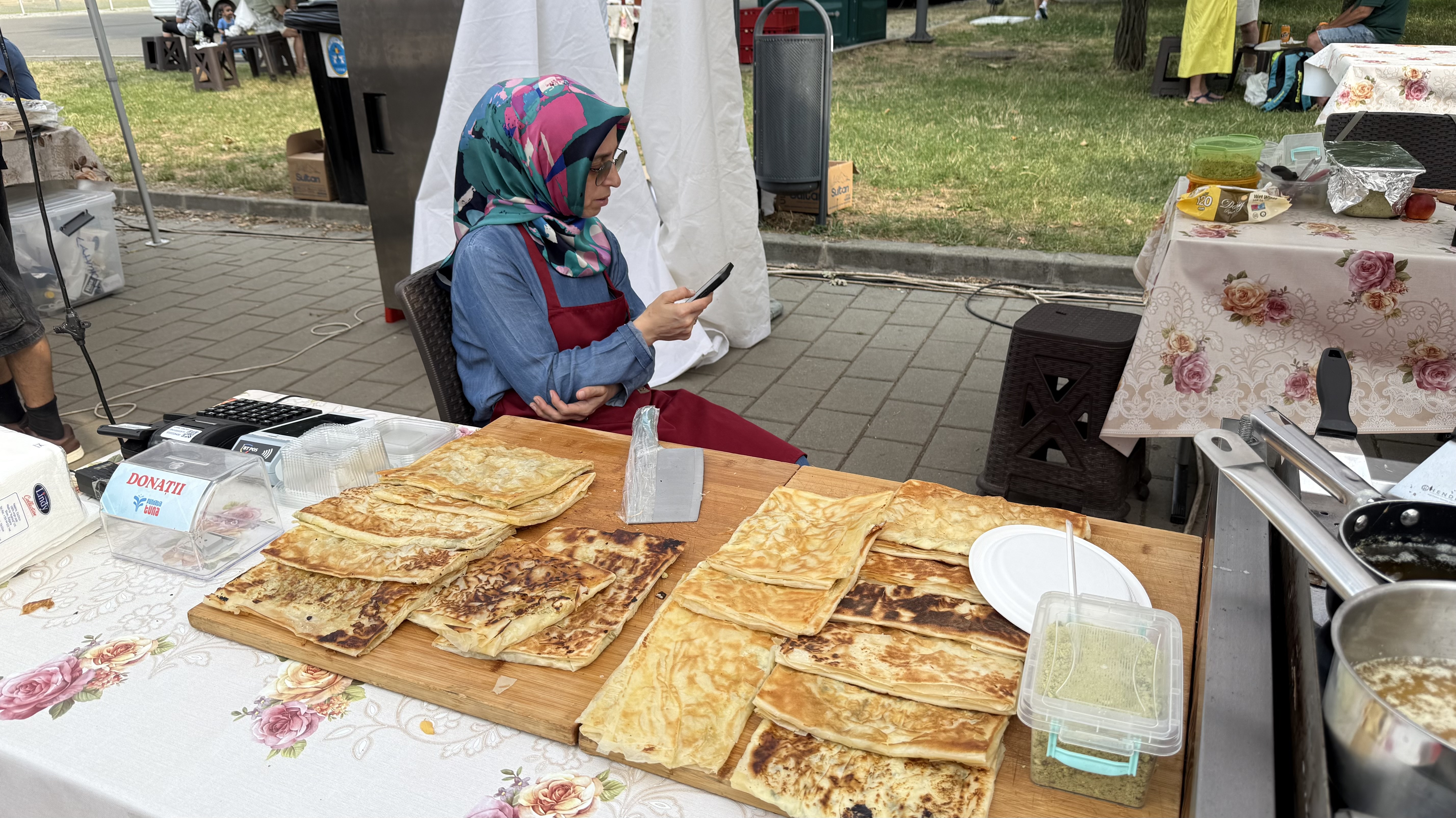 Cât costă șuberekul și kebabul la Festivalul Turcesc de la Arena Națională. Baclavaua e la mare căutare